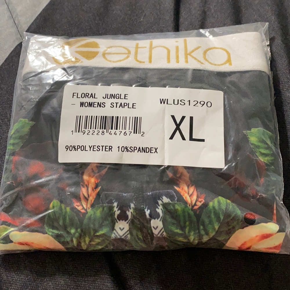 Ethika Staple women’s